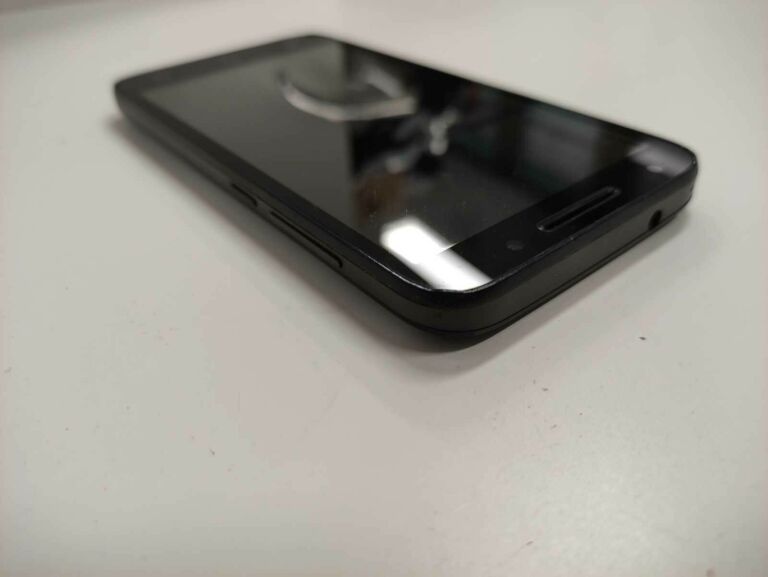 ALCATEL U5 5044Y *OPIS*