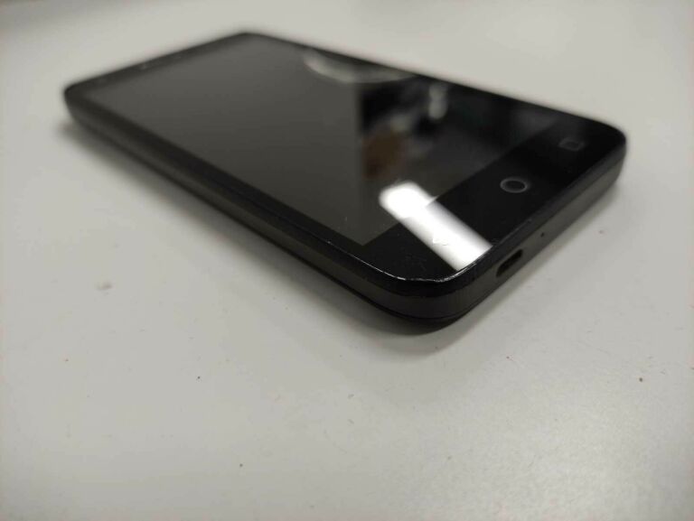 ALCATEL U5 5044Y *OPIS*