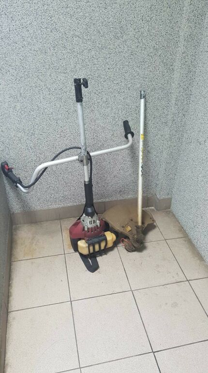 neimiecka-kosa-spalinowa-ikra-xl-25-ssb-3-maja-9-lipno