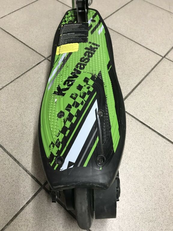 HULAJNOGA ELEKTRYCZNA KAWASAKI 5.5KXFS