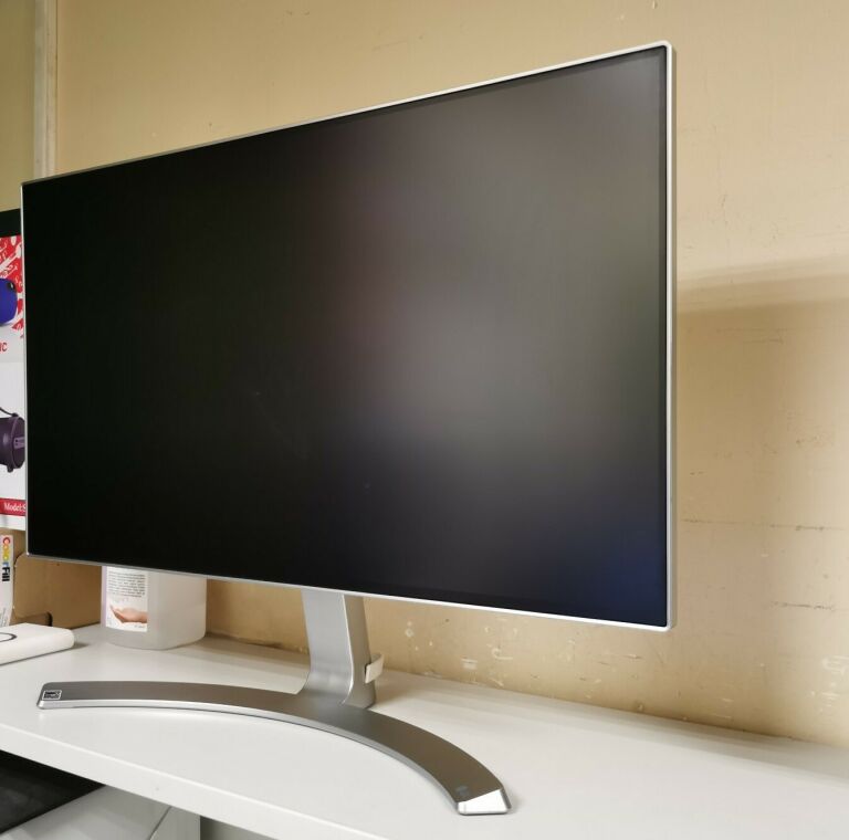 MONITOR LG 24MP88HV-S 24" FULL HD HDMI IGŁA!