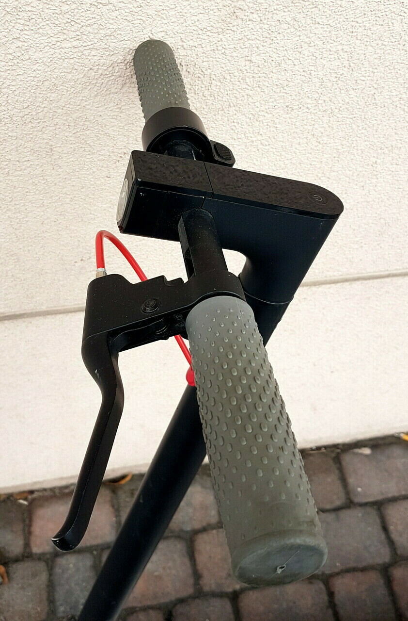 hulajnoga-elektryczna-e-hart-365opis-kolor-bialy