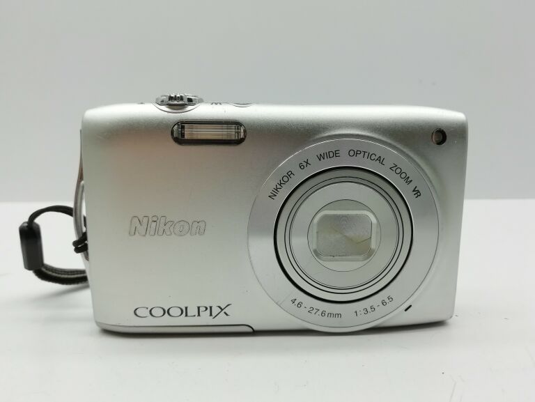 APARAT NIKON S3300 KOMPLET
