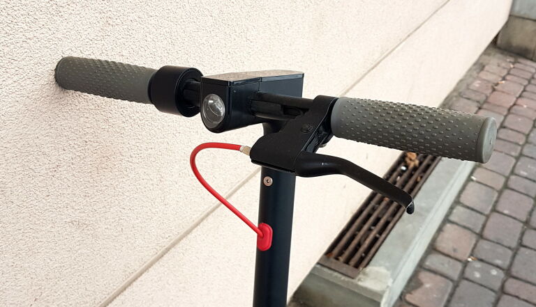 hulajnoga-elektryczna-e-hart-365opis-moc-silnika-350