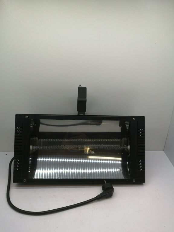 STROBOSKOP EUROLITE SUPERSTROBE 2700 DMX SAM