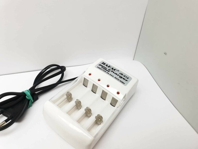 ladowarka-baterii-jiabao-jb-212-marka-inna