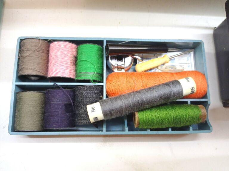 maszyna-do-szycia-predom-lucznik-465-waska-2-laziska-gorne