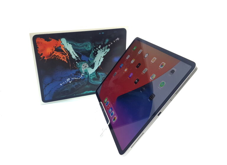 TABLET APPLE IPAD PRO 12.9-INCH WI-FI 3-GEN 64GB