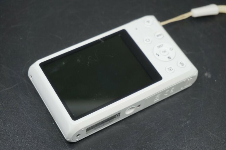 SAMSUNG DV150F 2X LCD 16MPX ZOOM X5