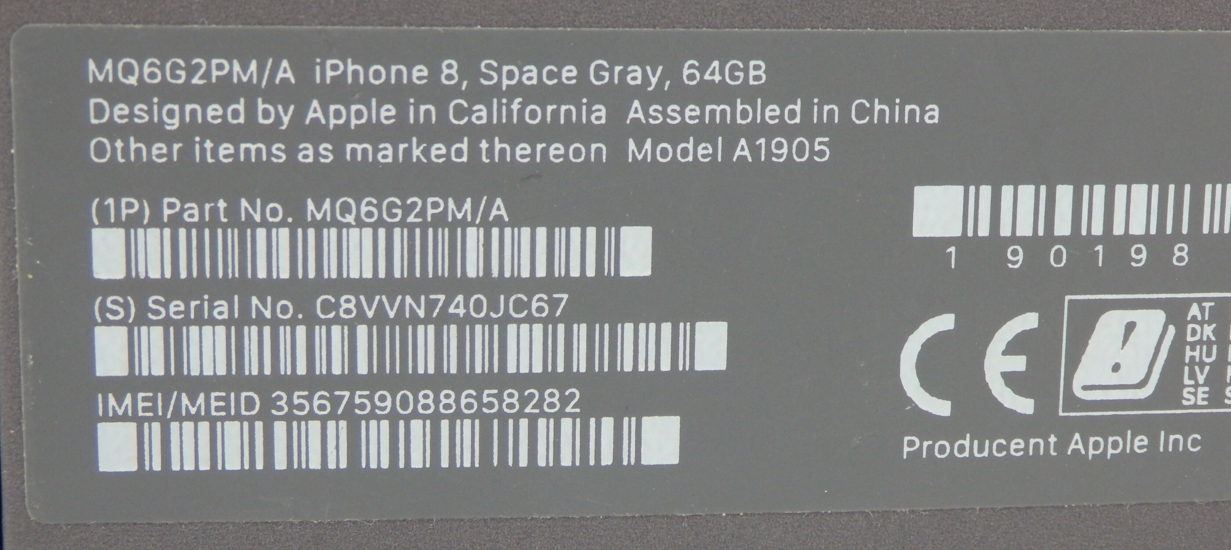 iphone-8-64gb-wbudowana-pamiec-64-gb