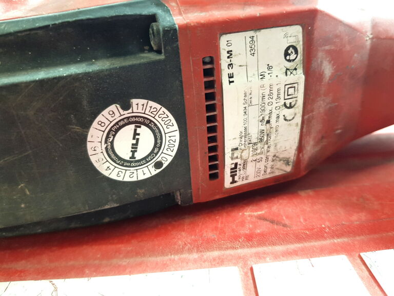 MŁOTOWIERTARKA HILTI TE 3-M + WALIZKA