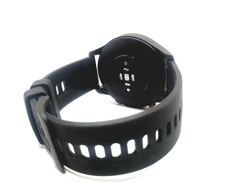 smartwatch-xiaomi-mi-watch-z-ladowarka-ksztalt-koperty-okragly