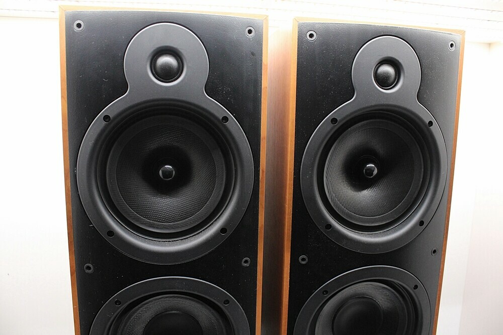 kolumny-stereo-podlogowe-wharfedale-crystal-2-30-stan-uzywany