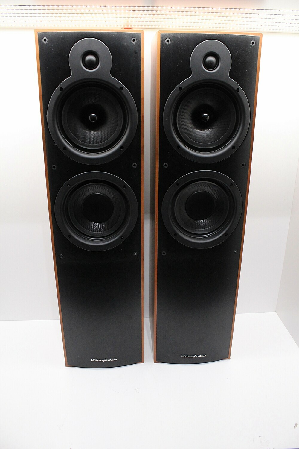 kolumny-stereo-podlogowe-wharfedale-crystal-2-30-daszynskiego-22-wroclaw-gracja