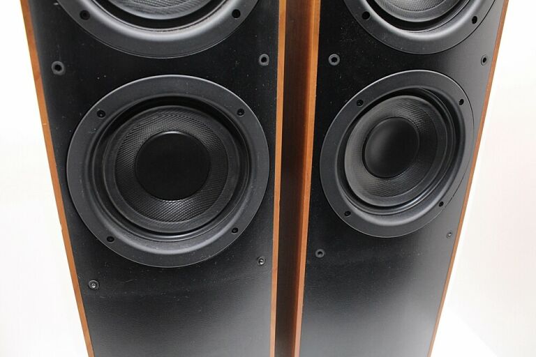 kolumny-stereo-podlogowe-wharfedale-crystal-2-30-marka-wharfedale