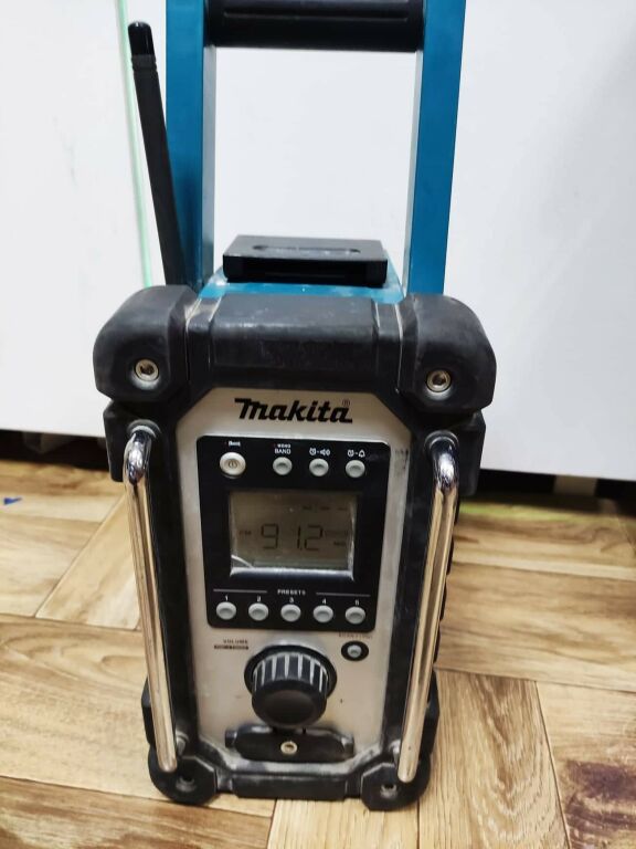 RADIO BUDOWLANE MAKITA DMR107