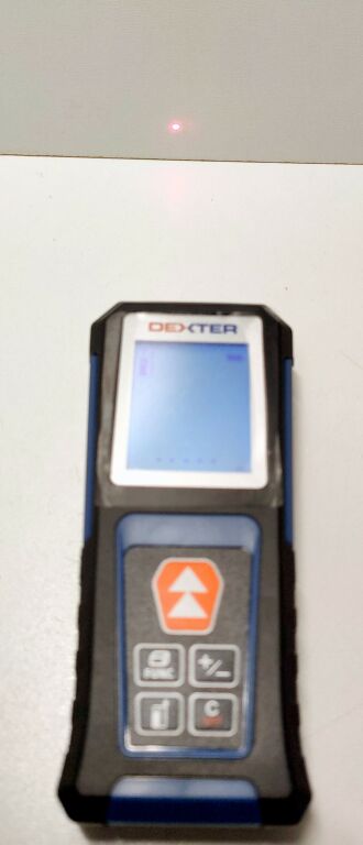 dalmierz-laserowy-dexter-vm1-dokladnosc-pomiaru-mm-2