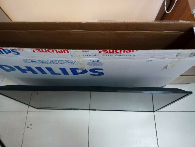 TELEWIZOR PHILIPS 50PUS6203/12 50 CALI KOMPLET