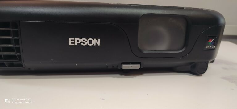 PROJEKTOR EPSON EB-S02 H433B