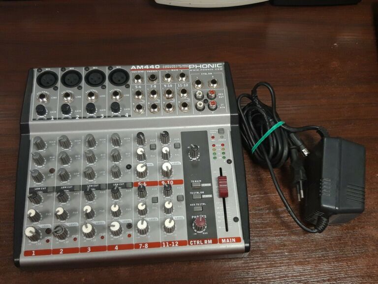 MIKSER PHONIC AM440+ ZASILACZ