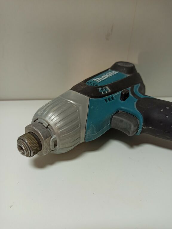 WKRĘTARKA SIECIOWA MAKITA TD0101F