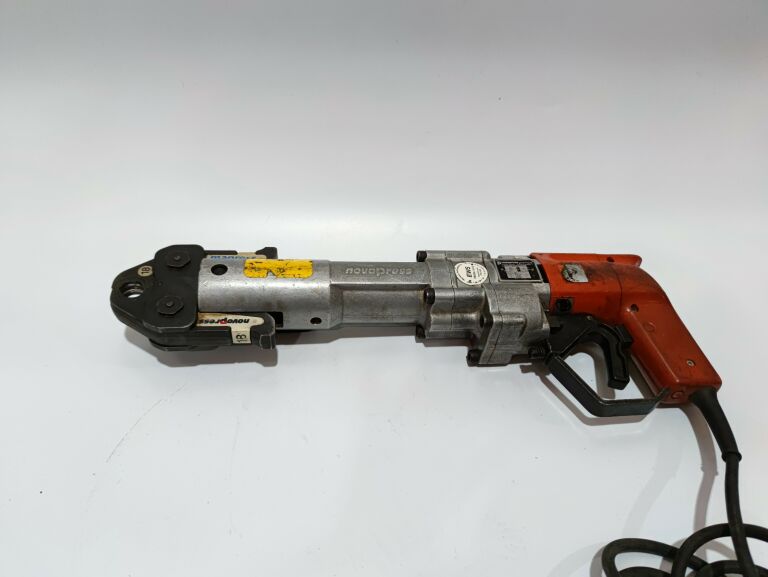ZACISKARKA NOVOPRESS EFP1