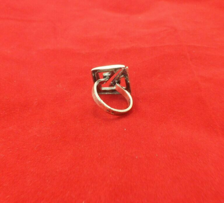 srebrny-pierscionek-497g-925-r11-kamien-17088-524288