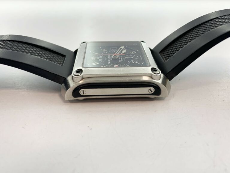 ZEGAREK BAUME MERCIER HAMPTON SQUARE