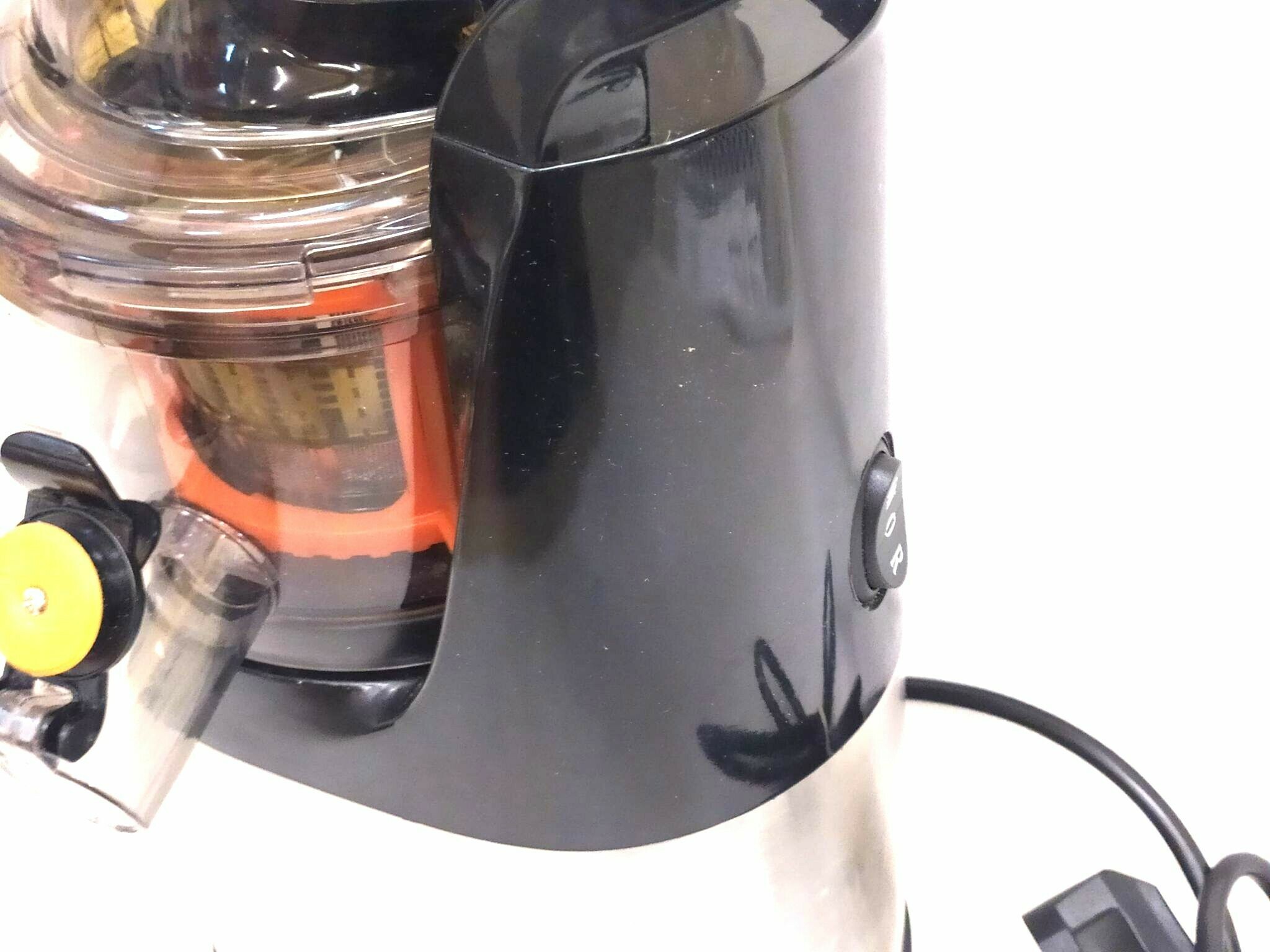 wyciskarka-wolnoobrotowa-bio-cook-jt-2015-opis-moc-230