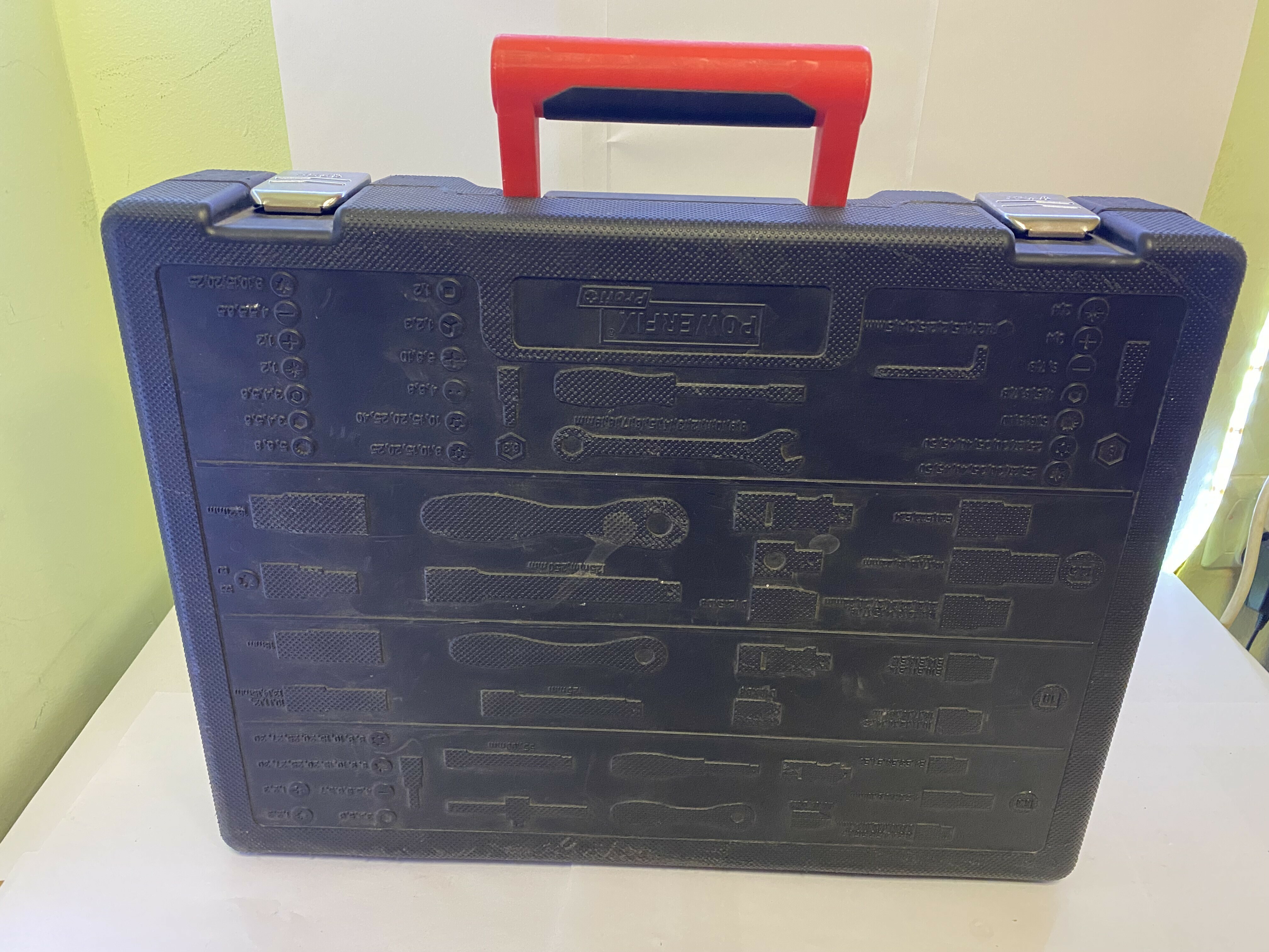 zestaw-kluczy-powerfix-hg00393-stan-uzywany