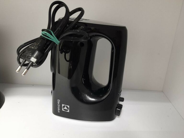 ELECTROLUX MIKSER Z MISĄ ESM3310