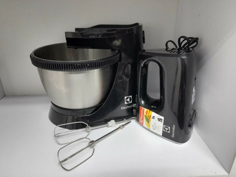 ELECTROLUX MIKSER Z MISĄ ESM3310