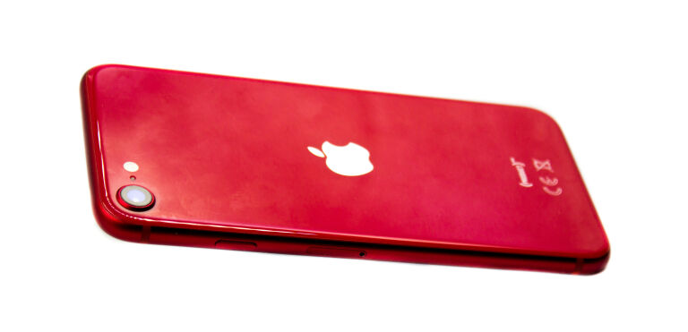 TELEFON IPHONE SE 2020 RED 64GB KOMPLET