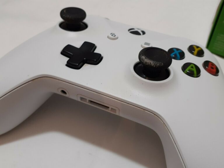 PAD XBOX ONE 1708 BIAŁY