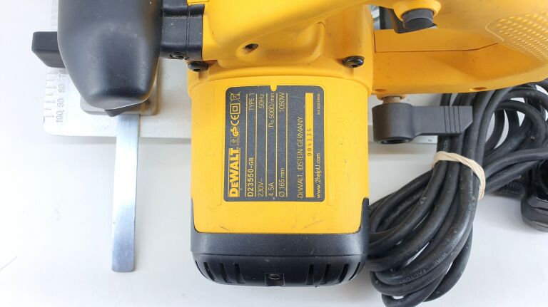 DEWALT D23550-GB PILARKA TARCZOWA 1050W SUPER STA