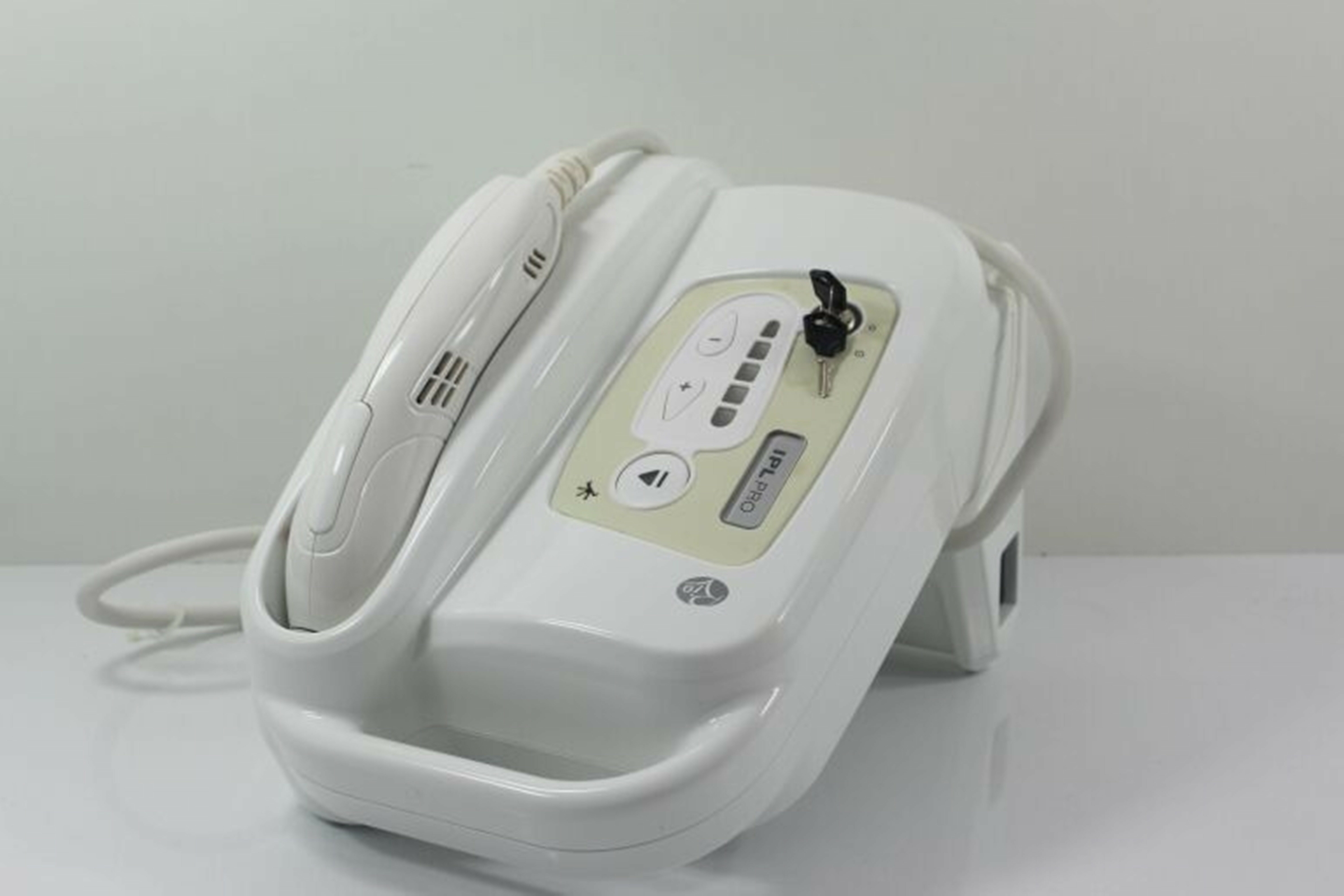 depilator-laserowy-rio-ipl-pro-hair-remover-kolor-dominujacy-bialy