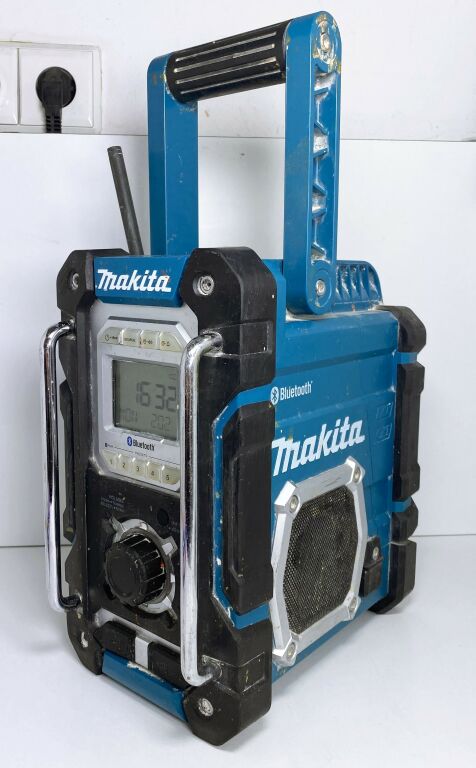 MAKITA DMR108 RADIO BUDOWLANE 18V BLUETOOTH