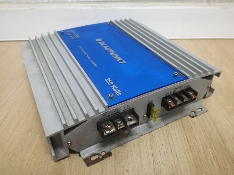 wzmacniacz-blaupunkt-gta-200-model-gta-200-flash