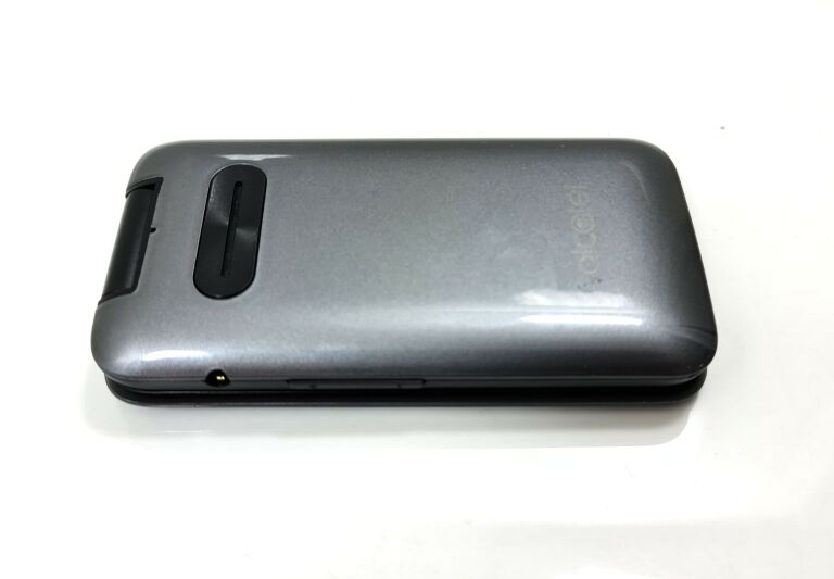 TELEFON ALCATEL 3025