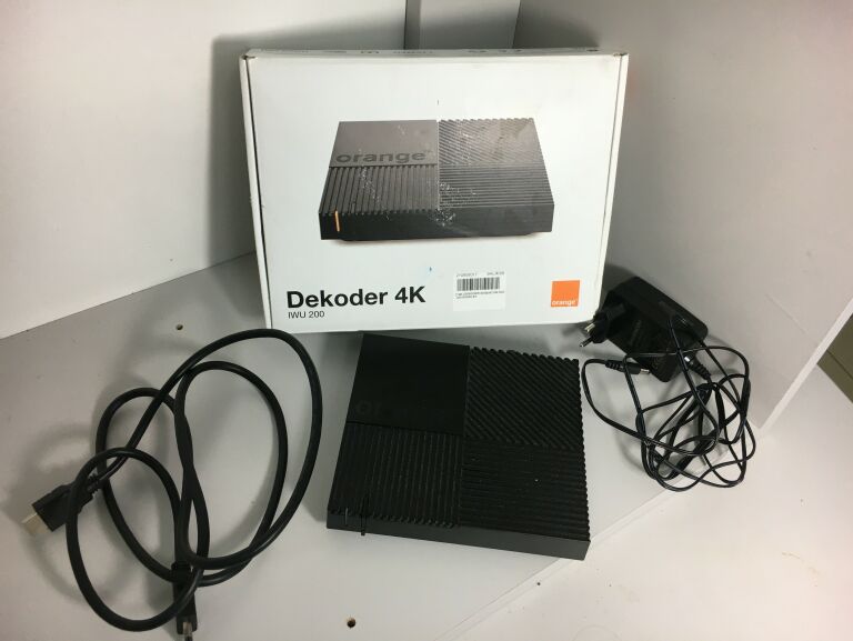 DEKODER SAGEMCOM IWU 200 KOMPLET