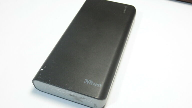 POWERBANK TRUST 20000