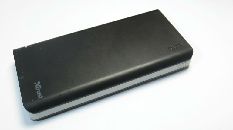 POWERBANK TRUST 20000