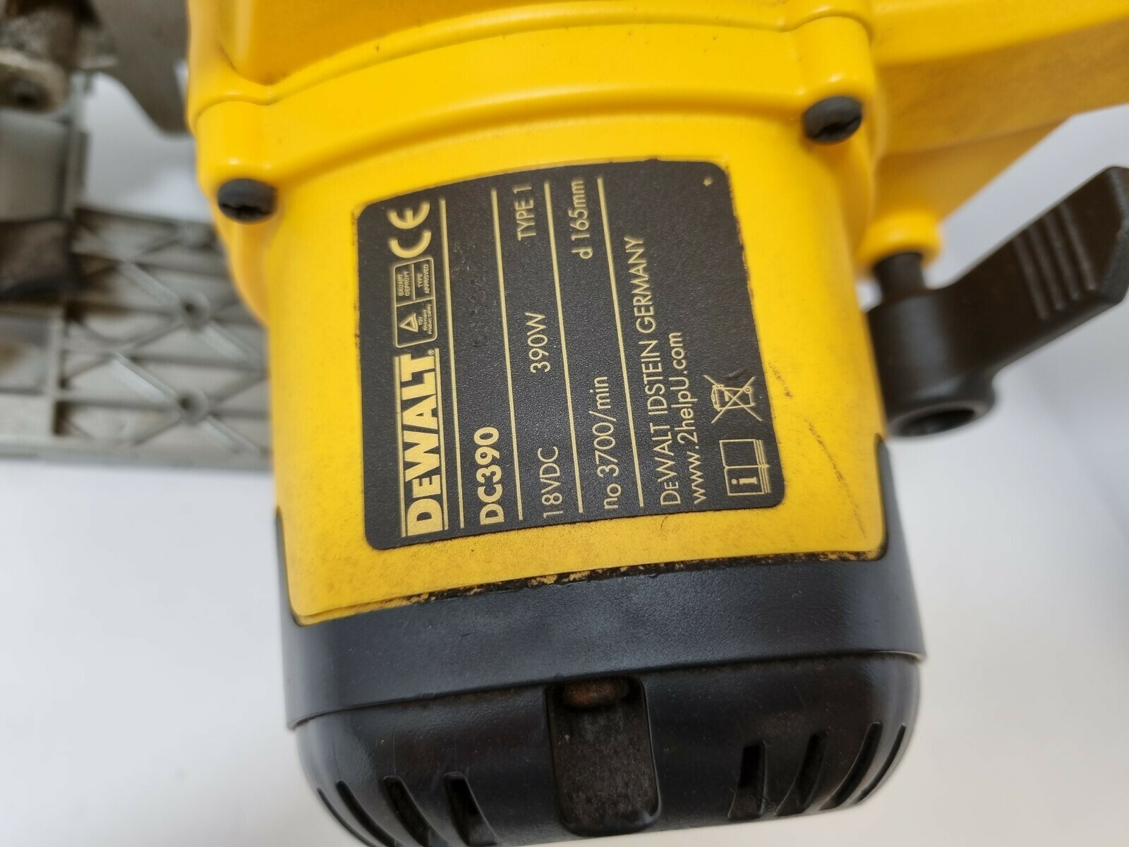 dewalt-dc390-pilarka-reczna-marka-dewalt