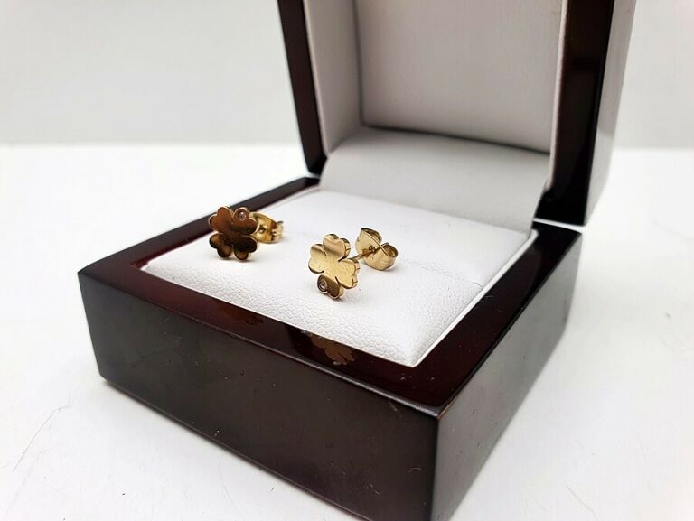 kolczyki-stal-chirurgiczna-koniczynki-zloty-kolor-ean-gtin-5904917848272