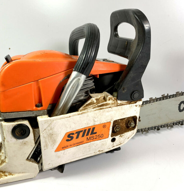 PIŁA ŁAŃCUCHOWA STIHL MS250