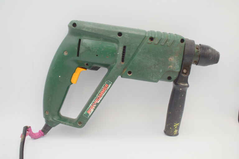 MŁOTOWIERTARKA BOSCH HAMMER PBH 160R 420W