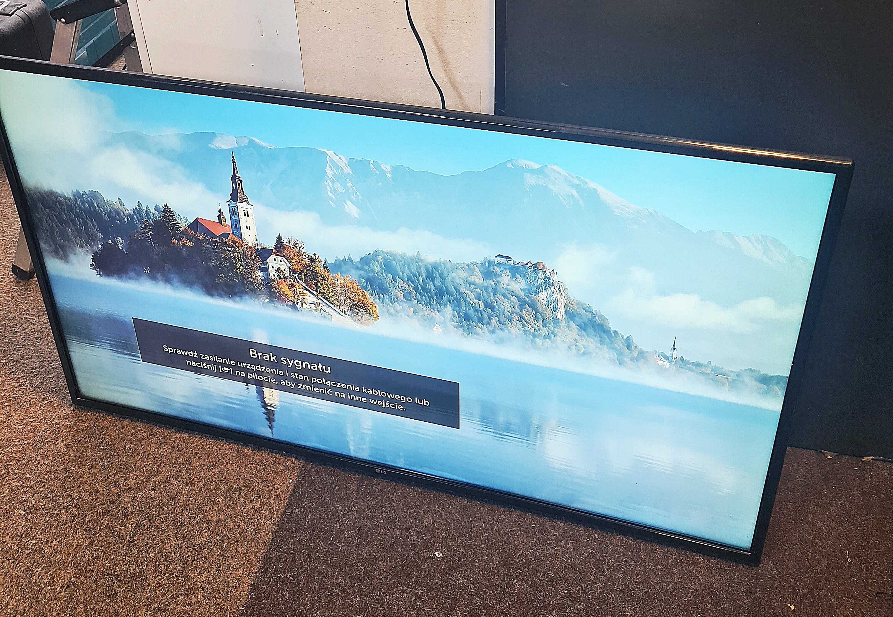 telewizor-lg-55-um7100plb-przekatna-ekranu-cale-55