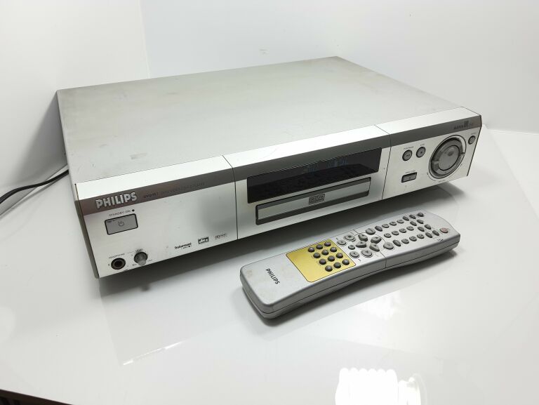 ODTWARZACZ DVD PHILIPS DVD957 PILOT