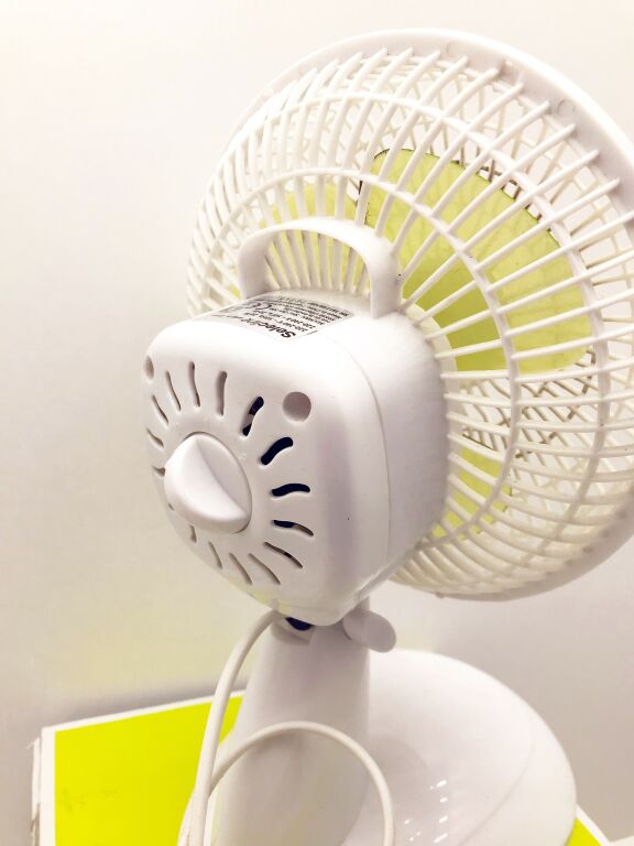wentylator-biurkowy-wiatrak-selecline-stan-uzywany