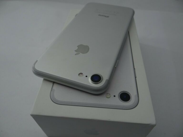 IPHONE 7 32GB SILVER